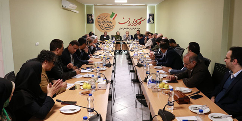 دبیرکل و هیئت رئیسه دوره جدید شورای مرکزی حزب کارگزاران سازندگی ایران انتخاب شدند